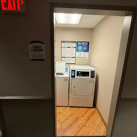 Baymont By Wyndham Columbia, Mo-3