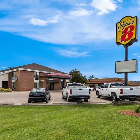Super 8 By Wyndham Watertown Wi-3