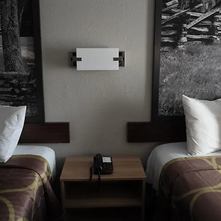 Super 8 By Wyndham Antioch/Nashville South East-3