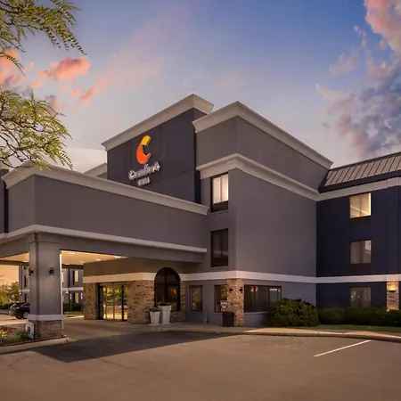 Comfort Inn Bourbonnais Near I-57-3