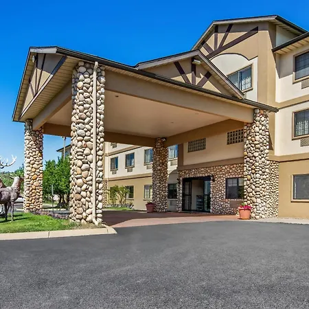 Quality Inn & Suites Vail Valley-2