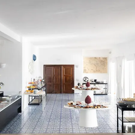 Hotel Chiaia Di Luna-2