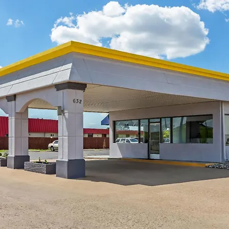 Days Inn By Wyndham Salina South-2