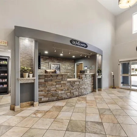 Best Western Plus Sand Bass Inn And Suites-2