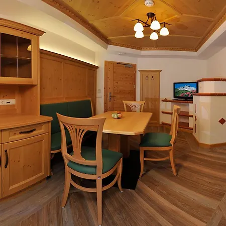 Hotel Sureghes-2