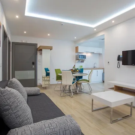 Adrion Aparthotel-2