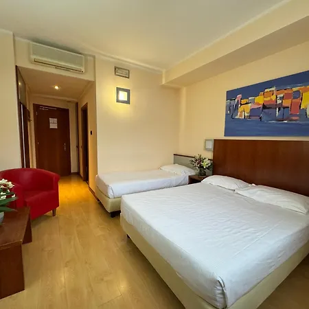 Euro Hotel-2
