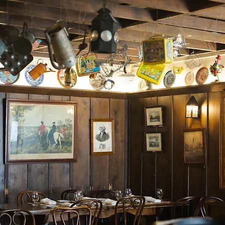 The Red Lion Inn-3