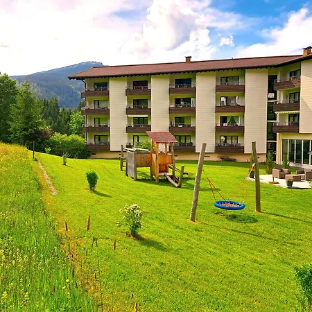 Familienhotel Kleinwalsertal-3