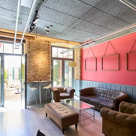 The Book Factory Hostel By Gaiarooms-2