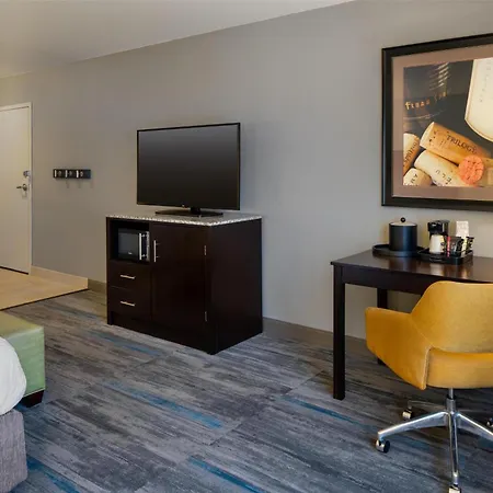 Hampton Inn Seneca Falls-3