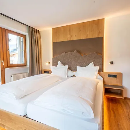 Hotel Edelweiss-3