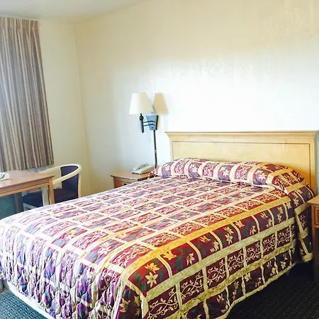 Economy Inn-3
