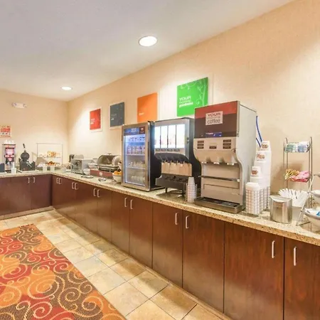 Comfort Suites Altoona North-2