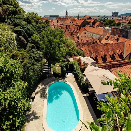Schlossberghotel - Das Kunsthotel-3
