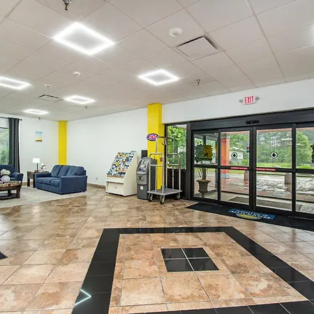 Days Inn & Suites By Wyndham Mt Pleasant-3