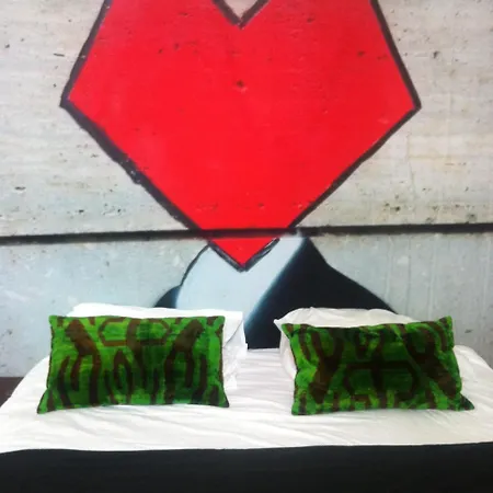 A Place Antwerp - Boutique Suites&Flats - Marnixplaats 15-3