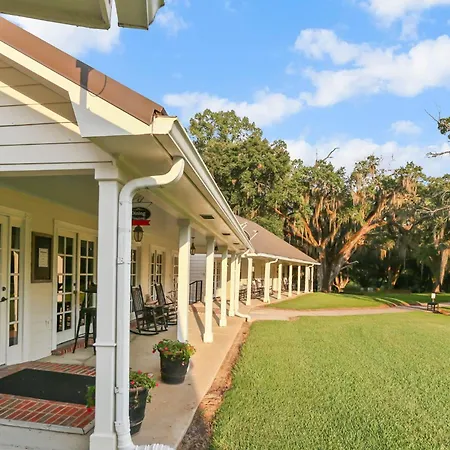 Greenwood Plantation B&B Inn-2