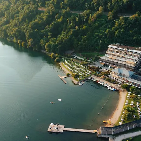 Parc Hotel Du Lac-3