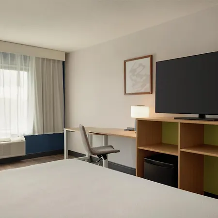 Spark By Hilton Woburn Boston-3