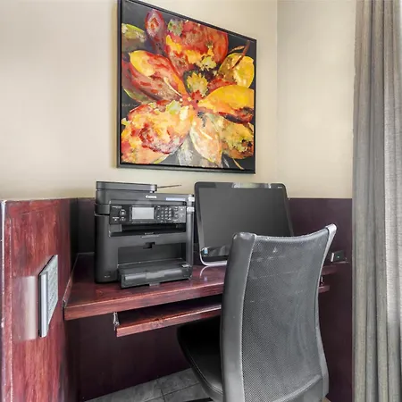 Best Western Plus Winslow Inn-3