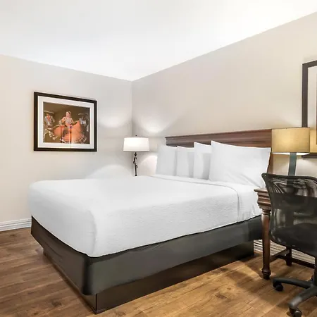 Best Western Rose Garden Inn-3