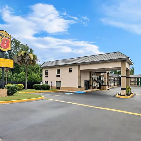 Super 8 By Wyndham Columbia-2