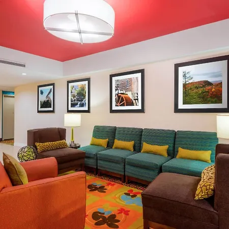 La Quinta Inn & Suites - New River Gorge National Park-2