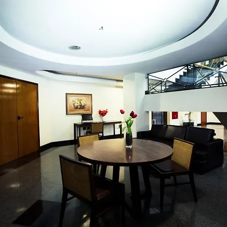 Crystal Plaza Hotel-3