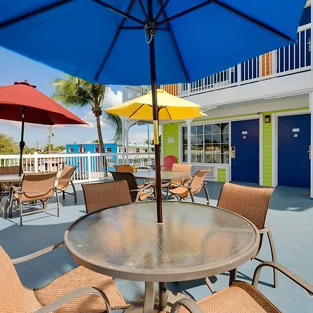 Pierview Hotel And Suites-3