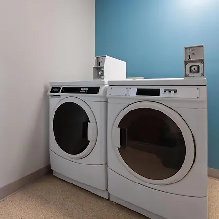 Days Inn And Suites By Wyndham Downtown Missoula-University-3