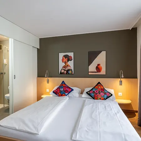 Hotel Blume Interlaken-3