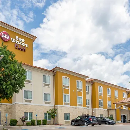 Best Western Plus San Antonio East Inn & Suites-2