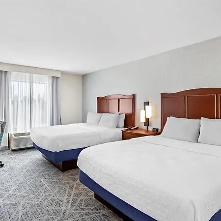 Hampton Inn Dekalb - Near The University-3