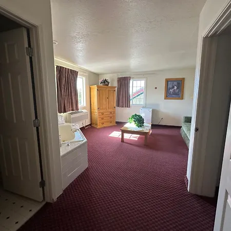 Columbine Inn And Suites-3