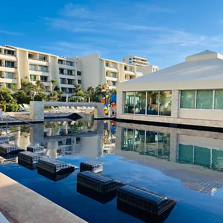 Solymar Beach Condominium-2