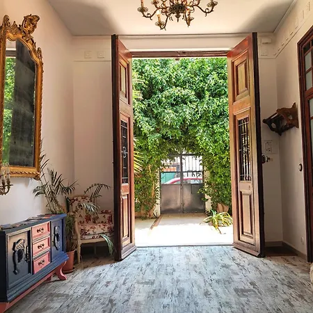 Portrait Boutique Guesthouse-3