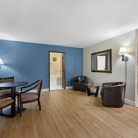 Quality Inn - Niagara Falls Blvd-3