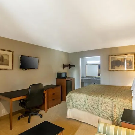 Rodeway Inn Arlington Entertainment District Area-2