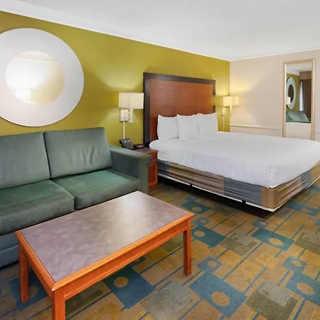 Travelodge By Wyndham Phoenix North-3