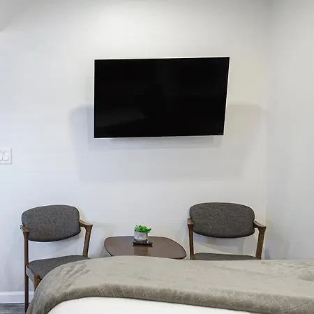 Sedona Uptown Suites-3