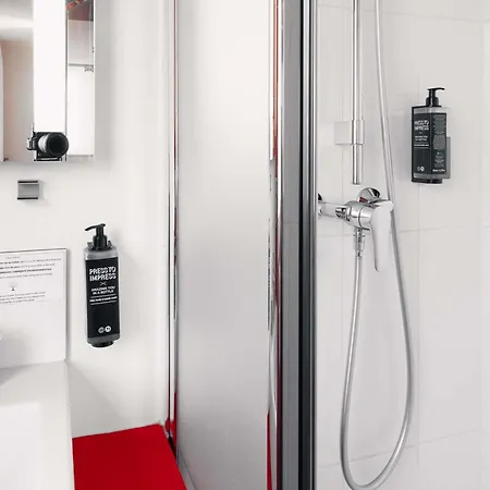 ibis Styles Vannes Gare Centre-3