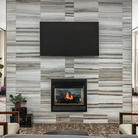 Hilton Garden Inn Ames-2