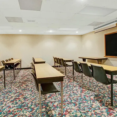 Days Inn By Wyndham Parsippany-2