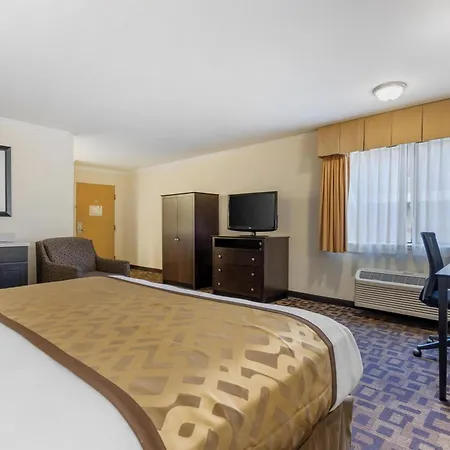 Best Western Plus Inn Of Hayward-3