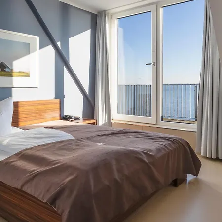 Strandhotel Dranske-2