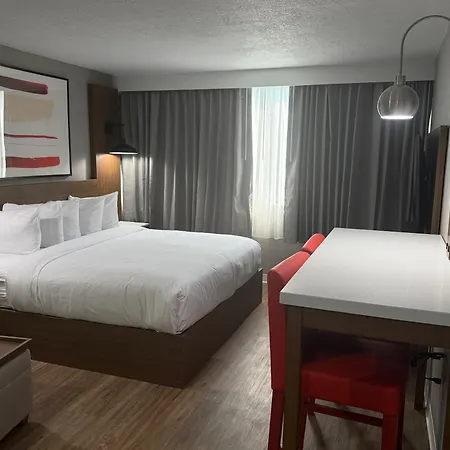 Ramada By Wyndham Albuquerque Midtown-2