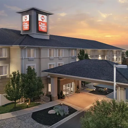 Best Western Plus Frontier Inn-3