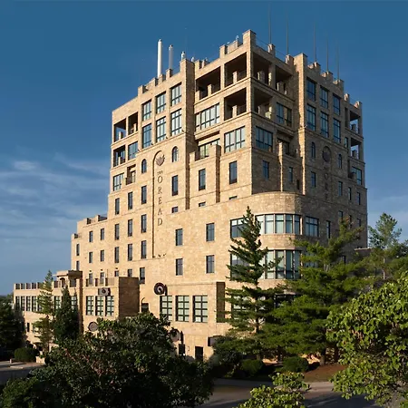 The Oread Lawrence, Tapestry Collection By Hilton-2