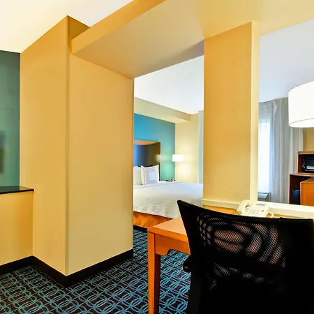 Fairfield Inn & Suites Dallas Medical/Market Center-3